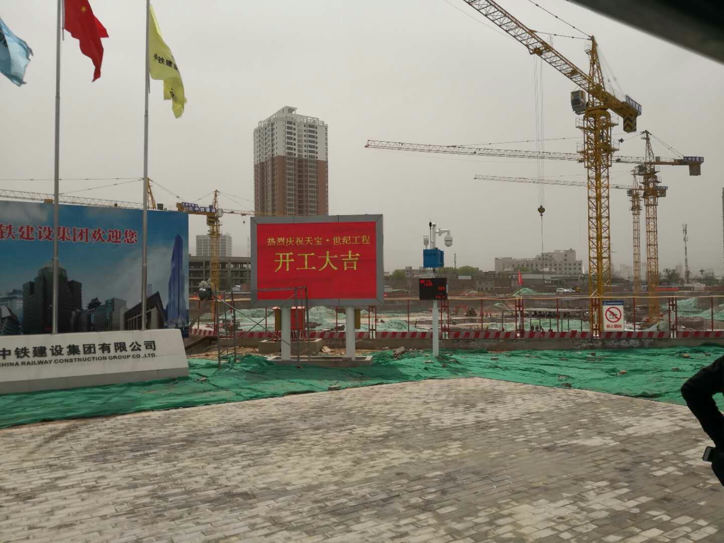 1530081926614415.jpg 1530081926614415.jpg